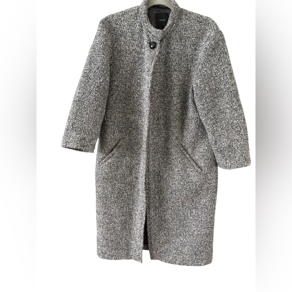 Forever 21 Black and White Teddy Jacket - Picture 1 of 4
